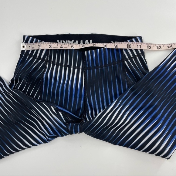 Ivy‎ Park Kaleidoscope Print Mid Capri Leggings Blue Black - Picture 9 of 12